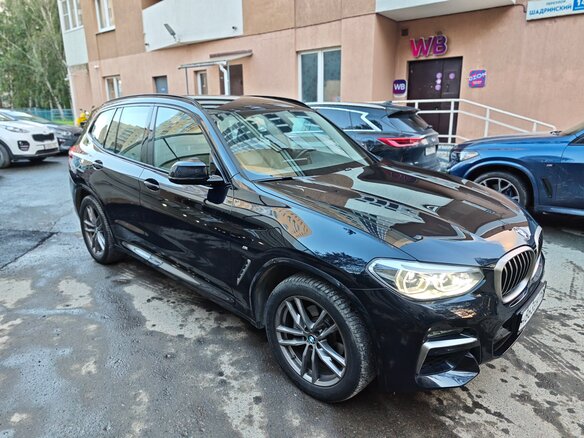 2020 BMW X3 20i xDrive III (G01), чёрный, 4550000 рублей - вид 3