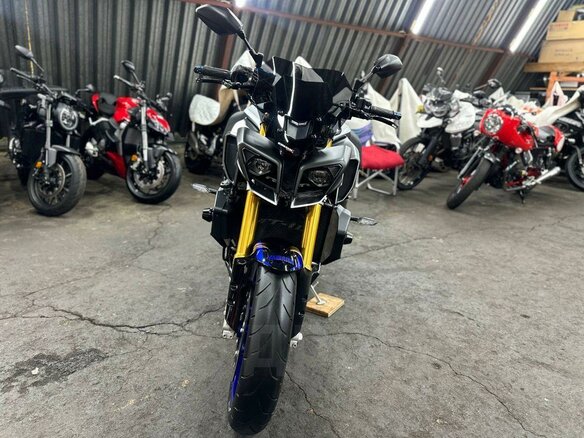 2017 Yamaha MT-10SP, серебристый, 1470000 рублей - вид 7