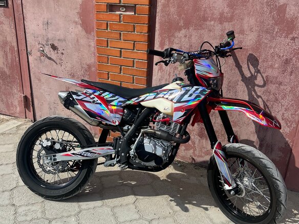 2025 JHL Z7, красный, 166666 рублей - вид 2