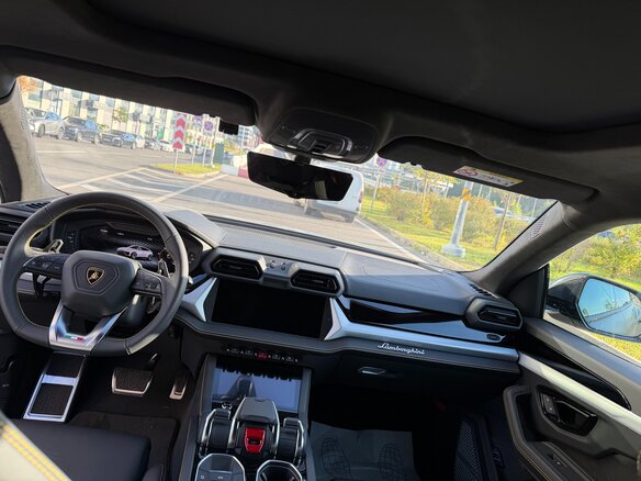 2025 Lamborghini Urus SE I Рестайлинг, чёрный - вид 5