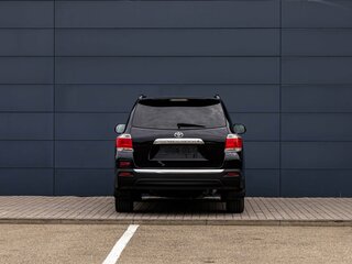 2013 Toyota Highlander II (XU40) Рестайлинг, чёрный, 1995000 рублей, вид 5