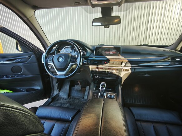 2015 BMW X6 30d II (F16), чёрный, 3750000 рублей - вид 13