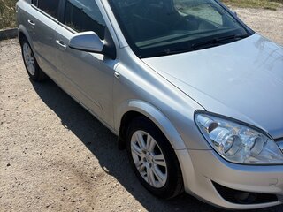 2012 Opel Astra H Рестайлинг, серебристый, 610000 рублей, вид 5