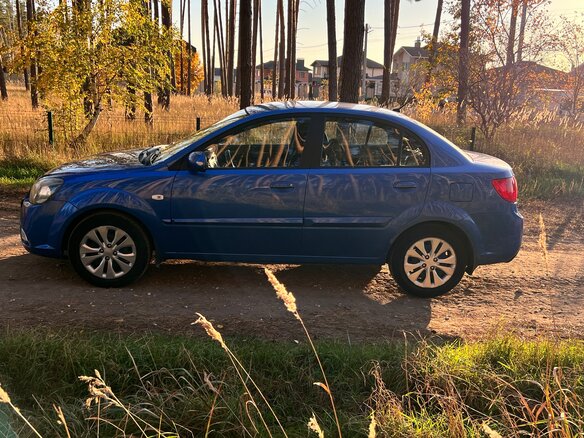 2010 Kia Rio II Рестайлинг, синий, 480000 рублей - вид 8