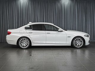 2014 BMW 5 серии 520i VI (F10/F11/F07) Рестайлинг, белый, 1999000 рублей, вид 5