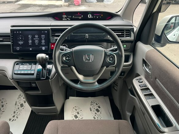 2015 Honda Stepwgn V, белый, 1899999 рублей - вид 20