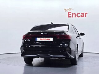 2023 Kia K3 II Рестайлинг, чёрный, 1450000 рублей, вид 4