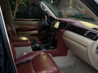 2008 Lexus LX 570 III, чёрный, 2400000 рублей, вид 5