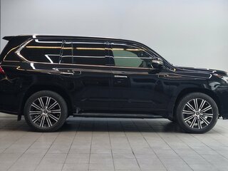 2017 Lexus LX 570 III Рестайлинг 2, чёрный, 8300000 рублей, вид 5