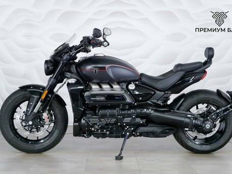 2025 Triumph Rocket 3, чёрный, 3299000 рублей, вид 2