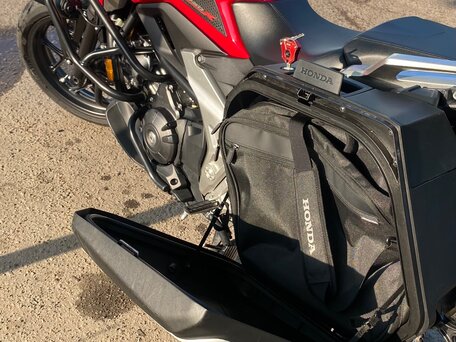2021 Honda NC 750X, красный, 1060000 рублей, вид 5