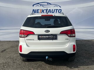 2013 Kia Sorento II Рестайлинг, белый, 1543700 рублей, вид 4