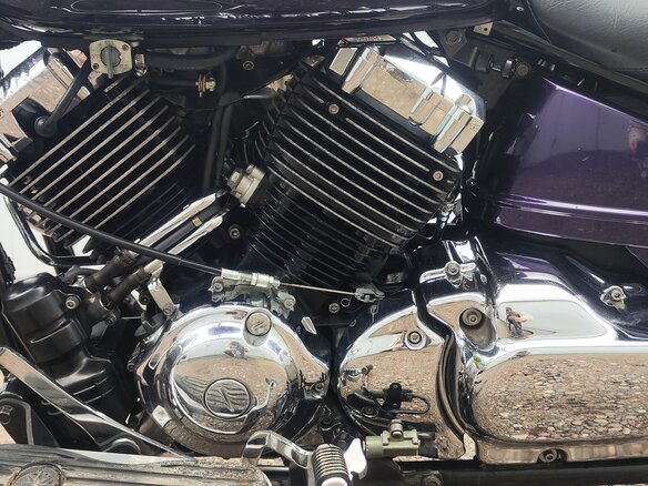 2001 Yamaha XVS650 Drag Star, фиолетовый, 408000 рублей - вид 10