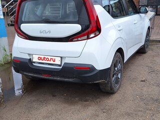 2022 Kia Soul III, белый, 2000000 рублей, вид 3