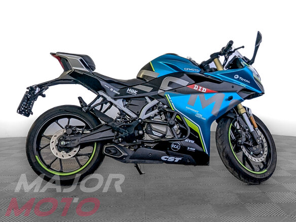 2022 CFMoto 300SR, синий, 299000 рублей
