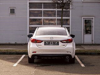 2017 Mazda 6 III (GJ) Рестайлинг, белый, 1545000 рублей, вид 5