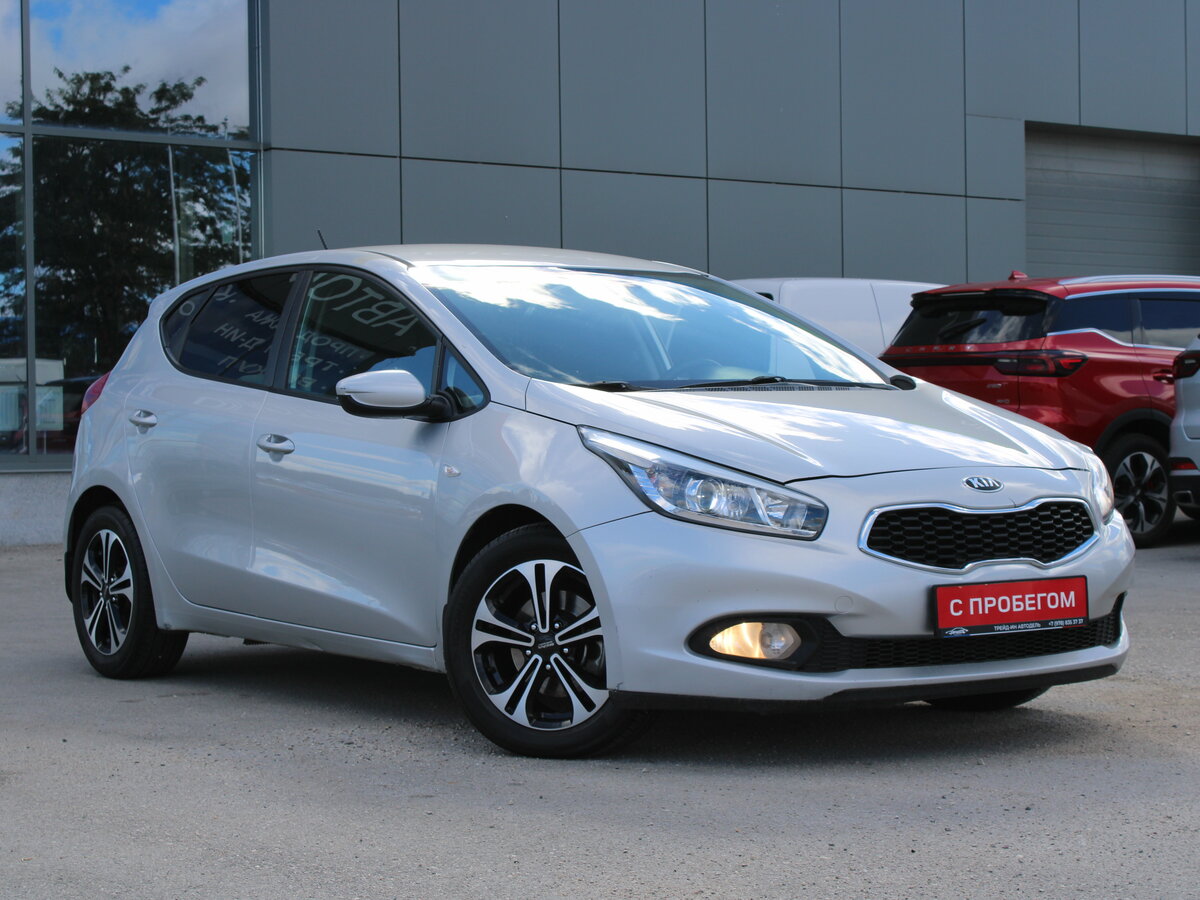 Открыть фотографии: Kia Ceed II
