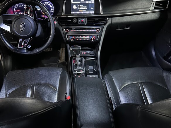 2019 Kia Optima IV Рестайлинг, белый, 1790000 рублей - вид 8