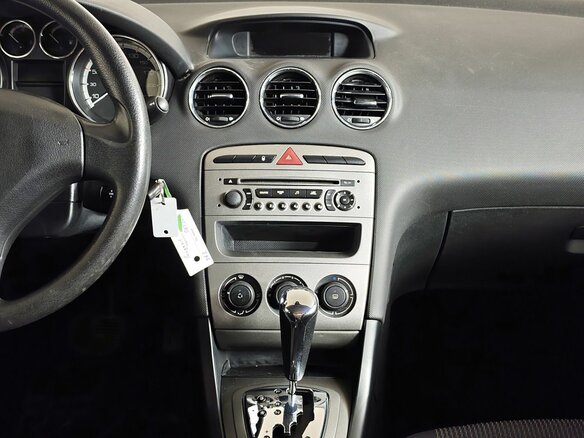 2012 Peugeot 408 I, красный, 379000 рублей - вид 11