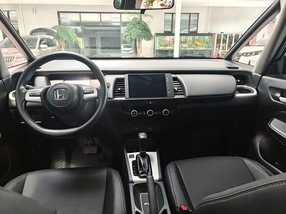 2022 Honda Fit Crosstar IV, белый, 980000 рублей - вид 8