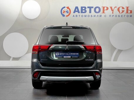 2018 Mitsubishi Outlander III Рестайлинг 2, серый, 2093000 рублей, вид 4