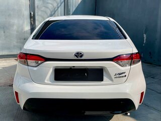2022 Toyota Corolla Sporty XII (E210) Рестайлинг, белый, 1800000 рублей, вид 4