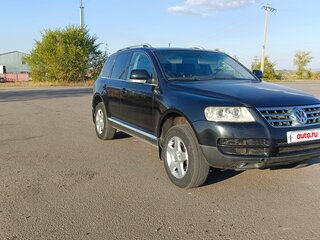 2005 Volkswagen Touareg I, чёрный, 545000 рублей, вид 2