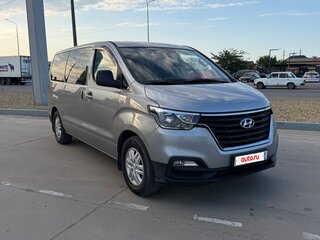 2019 Hyundai Grand Starex I Рестайлинг 2, серый, 1930000 рублей, вид 3