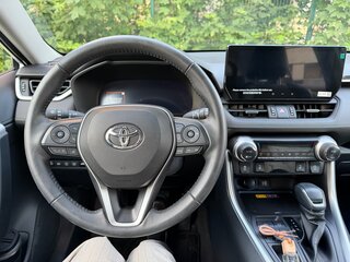 2025 Toyota RAV4 V (XA50), белый, 3550000 рублей, вид 5