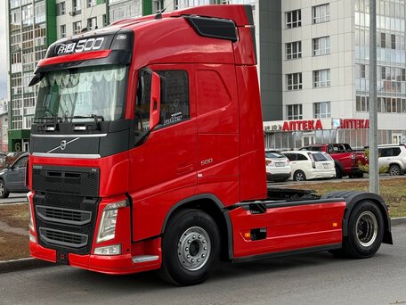 2018 Volvo FH, красный, 7650000 рублей, вид 1