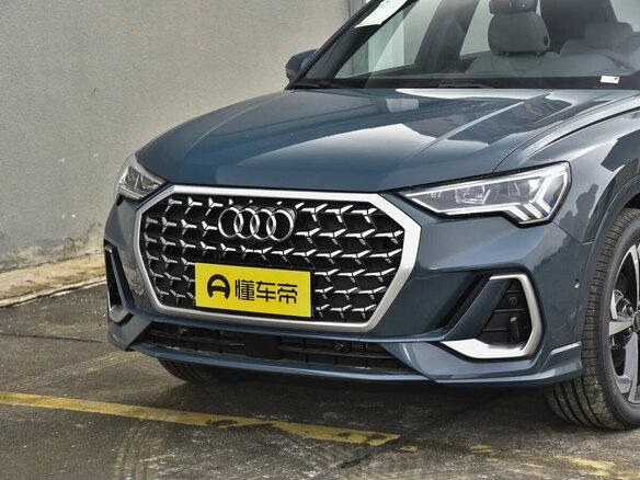 2026 Audi Q3 45 TFSI II (F3), синий, 4750000 рублей - вид 8
