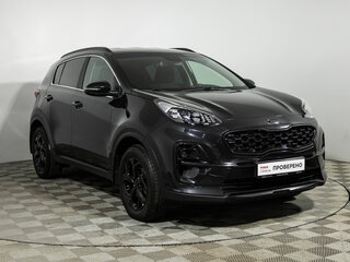 2021 Kia Sportage IV Рестайлинг, чёрный, 2349700 рублей, вид 3