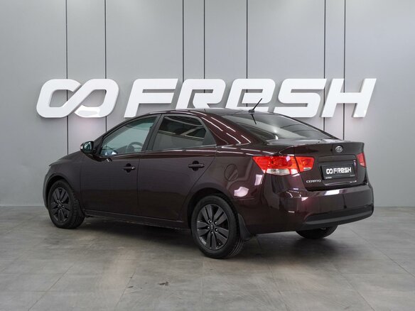 2010 Kia Cerato 5-speed II, красный, 699000 рублей - вид 1