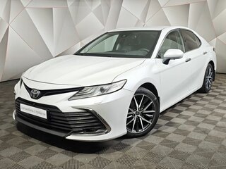 2021 Toyota Camry VIII (XV70) Рестайлинг, белый, 2830000 рублей, вид 1