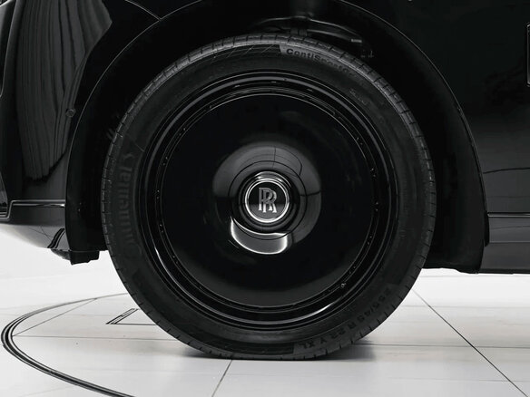 2025 Rolls-Royce Cullinan Black Badge I Рестайлинг (Series II), чёрный - вид 26