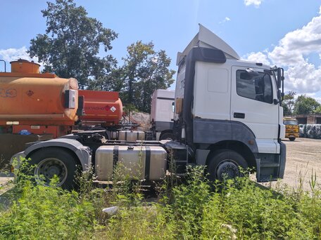 2011 Mercedes-Benz Axor, белый, 1550000 рублей, вид 3