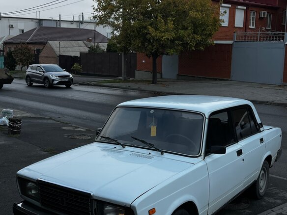 2003 Lada (ВАЗ) 2107, белый, 65000 рублей - вид 7
