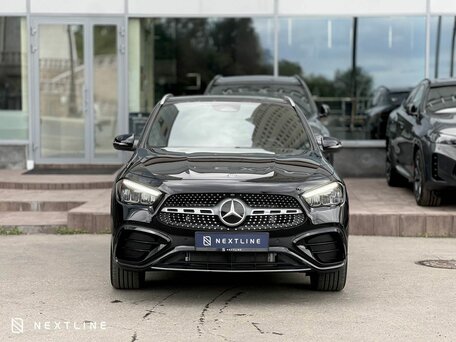 2025 Mercedes-Benz GLA 250 II (H247) Рестайлинг, чёрный, 5850000 рублей, вид 2