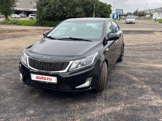 2013 Kia Rio III, чёрный, 420000 рублей, вид 1
