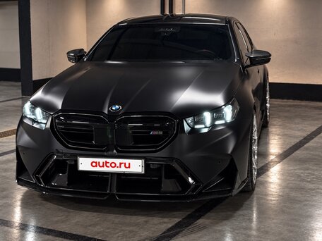 2025 BMW M5 VII (G90), чёрный, 19500000 рублей, вид 5