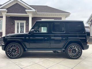 2026 Mercedes-Benz G-Класс AMG 63 AMG II (W465) Рестайлинг, чёрный, 31500000 рублей, вид 4