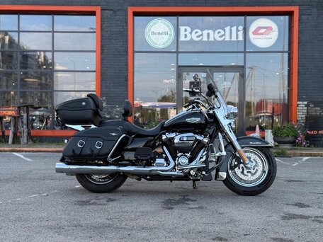 2018 Harley-Davidson Road King, чёрный, 1600000 рублей, вид 2