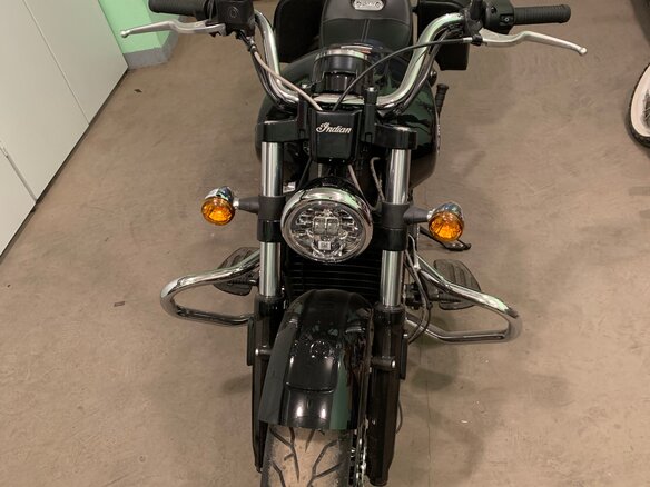 2022 Indian Scout, чёрный, 1750000 рублей - вид 1