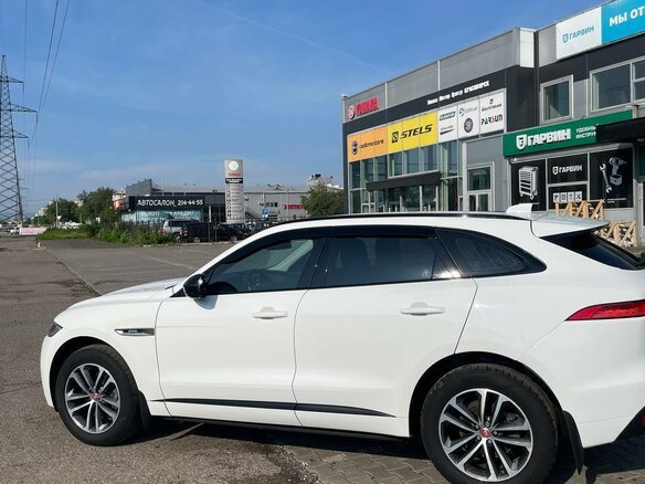 2017 Jaguar F-Pace I, белый, 2800000 рублей - вид 5