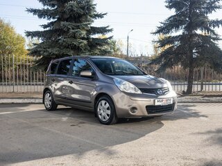 2013 Nissan Note I Рестайлинг, коричневый, 700000 рублей, вид 1