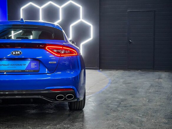2019 Kia Stinger I, голубой, 3210000 рублей - вид 20