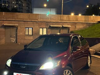2008 Ford Focus II Рестайлинг, красный, 410000 рублей, вид 2
