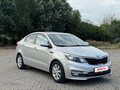 2016 Kia Rio III Рестайлинг, серебристый, 1183000 рублей - вид 2