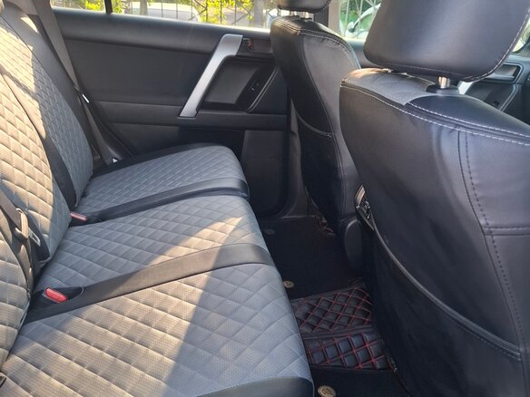 2017 Toyota Land Cruiser Prado 150 Series Рестайлинг 1, белый, 4000000 рублей - вид 8