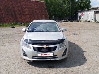 2014 Chevrolet Cruze I Рестайлинг, серебристый, 650000 рублей, вид 3